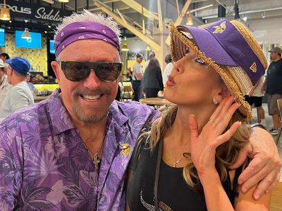 RC and Christine Cloutier at Vikings Dolphins Game Oct 16, 2022